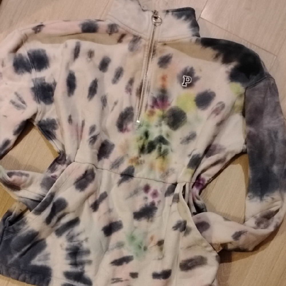PINK Victoria's Secret Multicolor Tie-Dye Pullover Small
